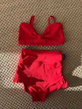 Tiger Friday Girls Red Two-Piece Dance Set with Bow Top child small size 5/6